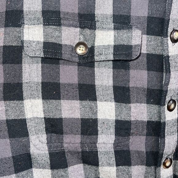 Men’s XL Heavyweight Flannel fleece lined jacket Shacket gray and black plaid - Picture 7 of 13